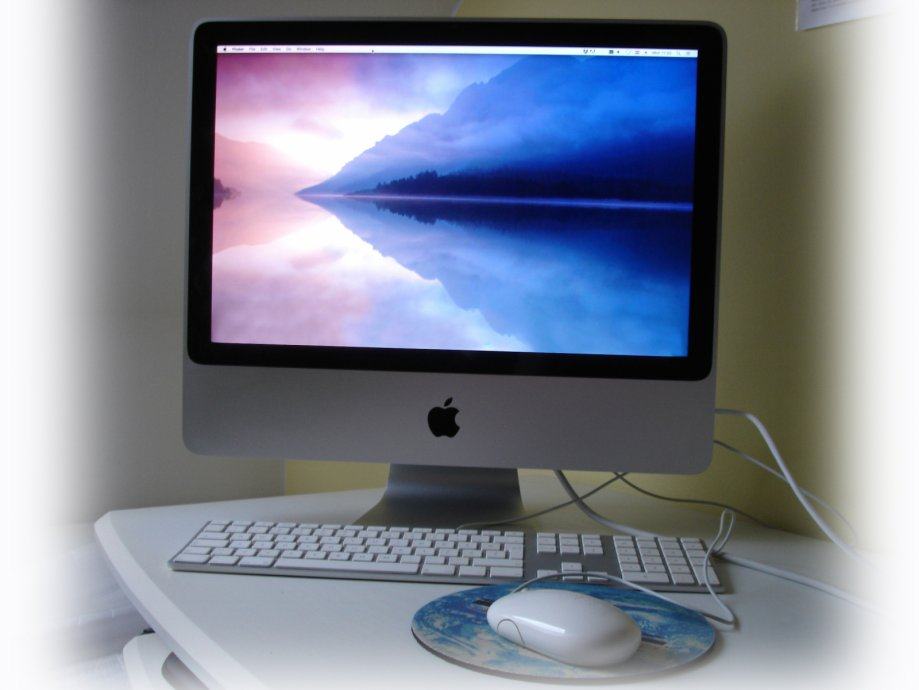 Apple Macintosh "Core 2 Duo" 2.66 20-Inch