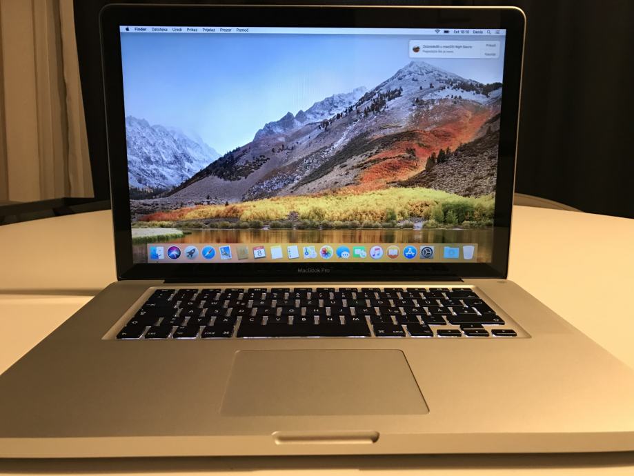 Apple MacBook Pro 15" Core i7 SSD