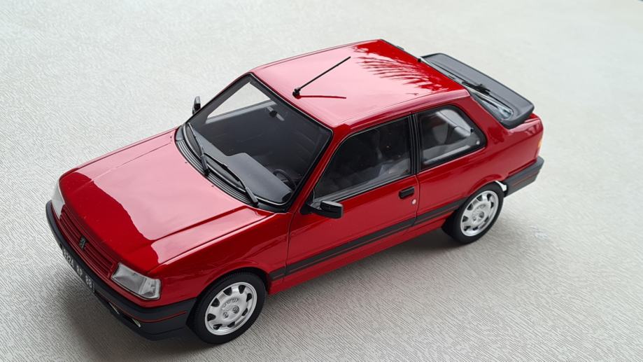 1:18 Peugeot 309 GTI (Norev)