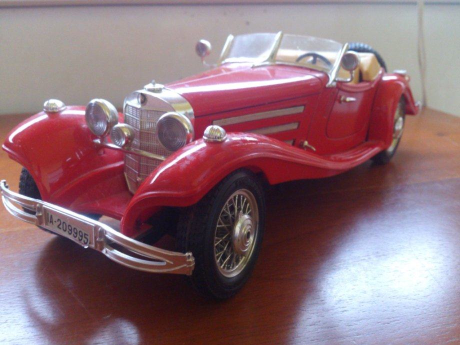 1/20 1:20 model Bburago Mercedes Benz 500 K Roadster (1936)