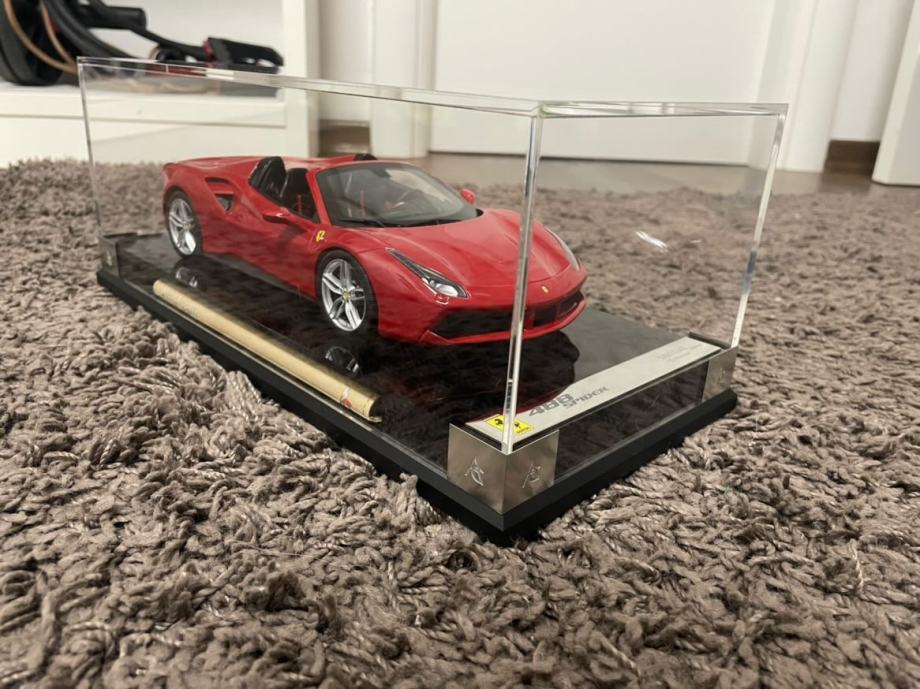Ferrari 488 Spider – Amalgam Collection