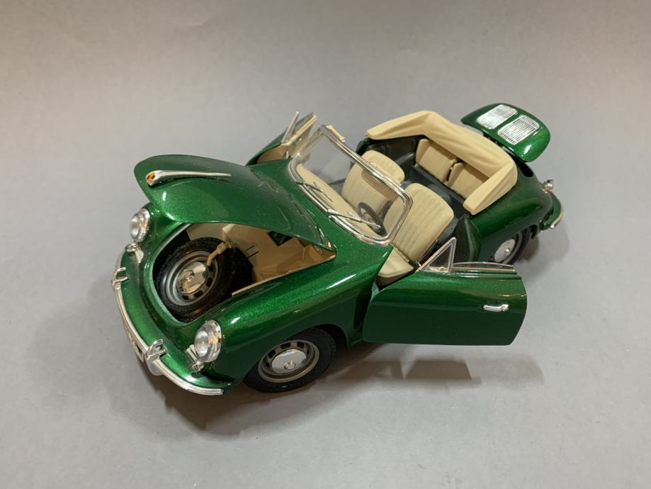 Porsche 356 B Iz 1961. Burago 1:18 Italy Autic Diecast Model Maketa