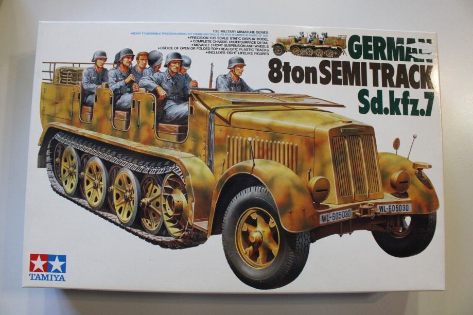 Tamiya 1/35 8 ton Semi Track Sd.kfz.7