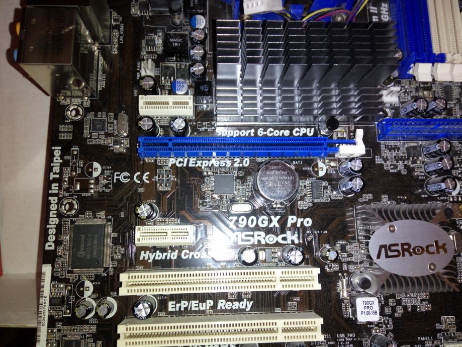 Asrock 790gx pro какие процессоры поддерживает