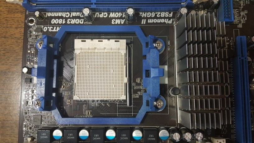 Asrock 790gx pro какие процессоры поддерживает