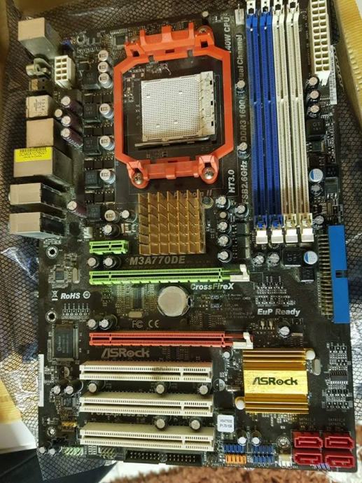 Asrock m3a770de не включается