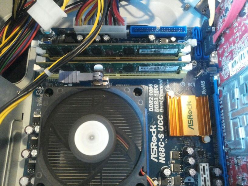 Asrock n68c s ucc зависает