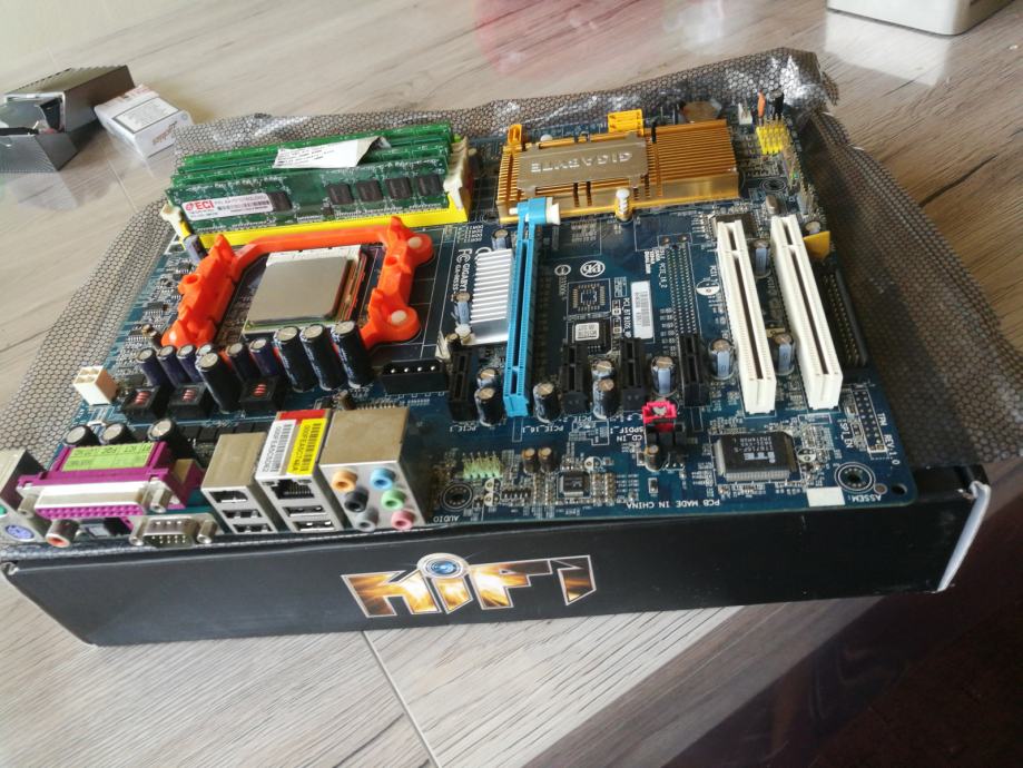 Обновить gigabyte ga m55s s3