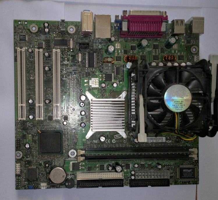 Intel D845GVSR socket 478