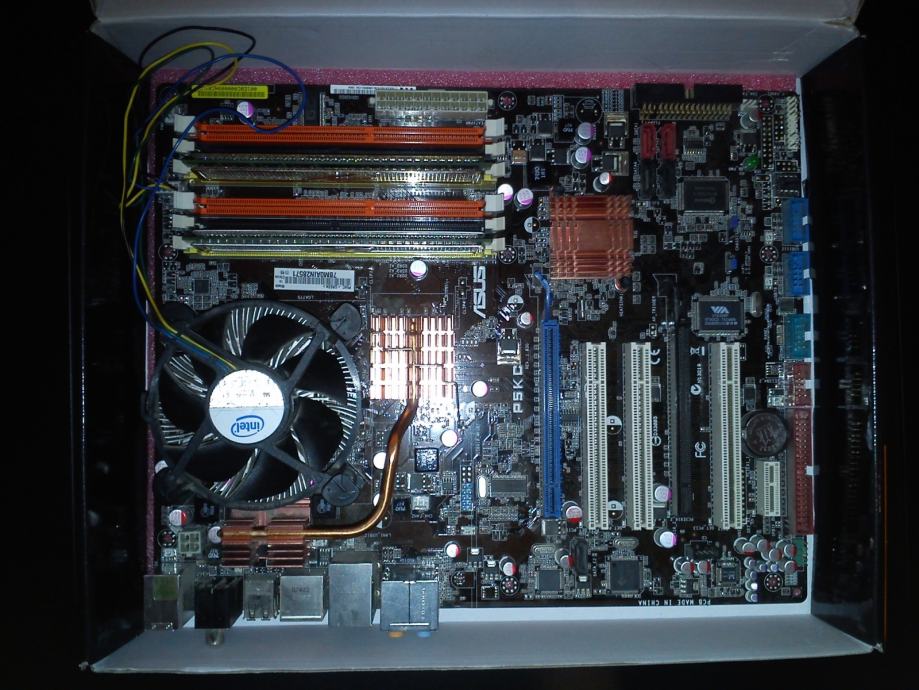 Matična ploča Asus P5KC, Intel Core 2 Duo E8400 3.0 GHz, OCZ 2Gb