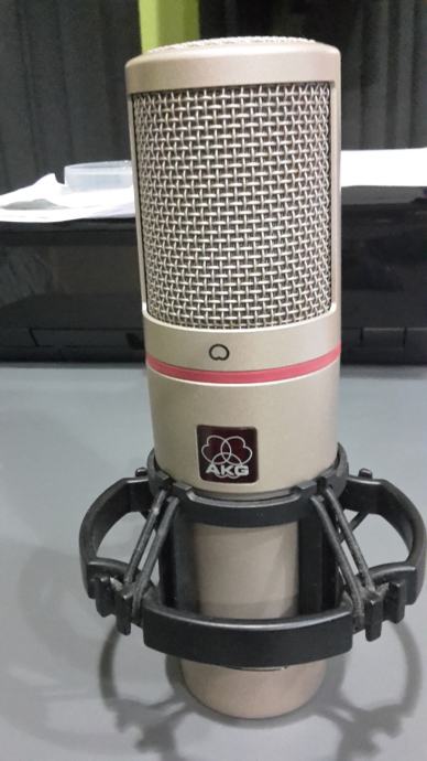 AKG Solid Tube