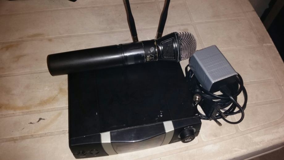 AKG wms 4000 bežični vokalni mikrofon