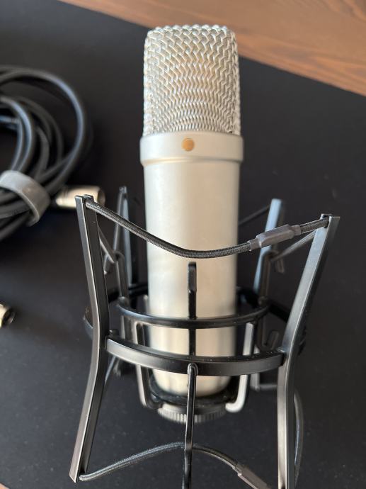 Rode NT 1A + oprema za podcast/voice over