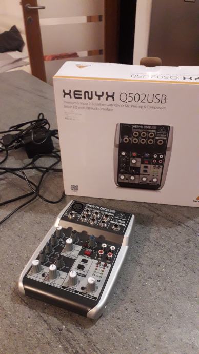 Behringer Xenyx 502 USB mikser