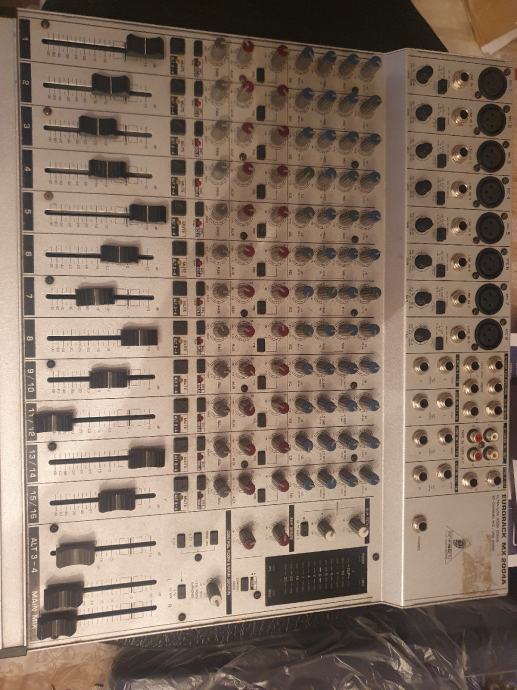 Mixer Behringer