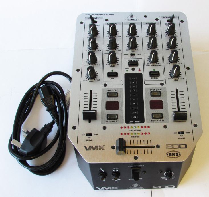 Mixer Vmx 200 Behringer