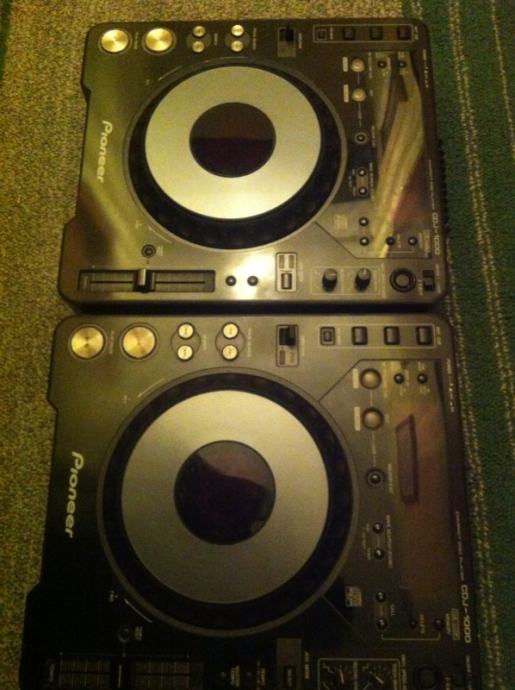 Pioneer CDJ 1000 Mk2