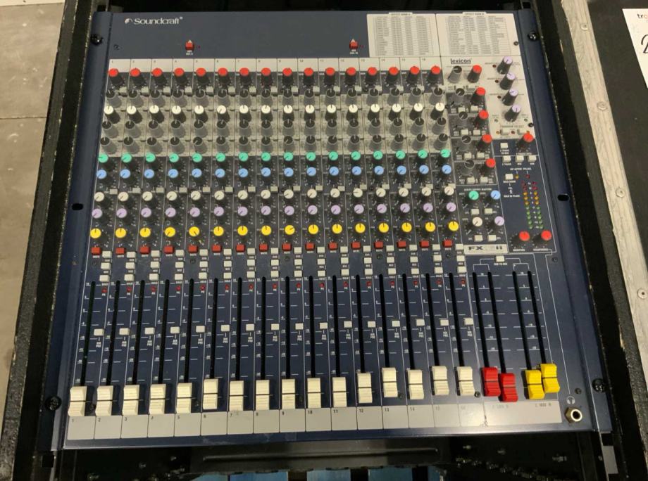 Soundcraft FX16ii mikser