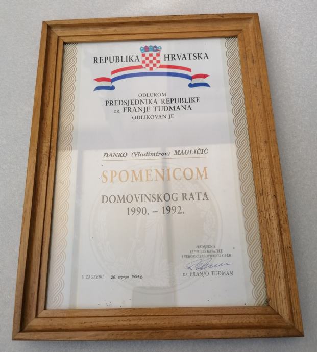 HV Ukaz - Spomenica domovinskog rata 1990-92. - Uramljeno