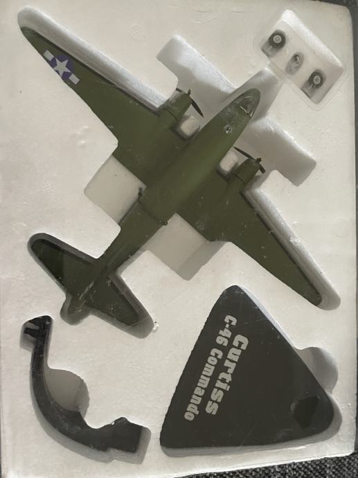 Model aviona Curtiss C46 Commando