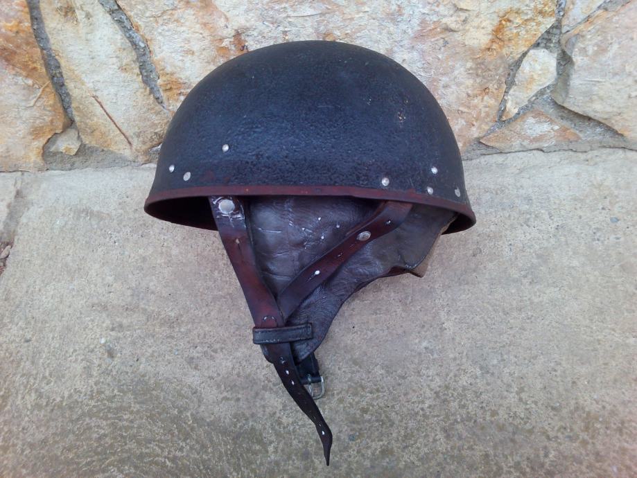 Swiss helmet M48