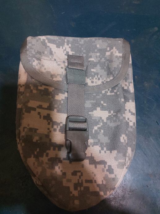 US army UCP Molle 2 torbica za lopaticu