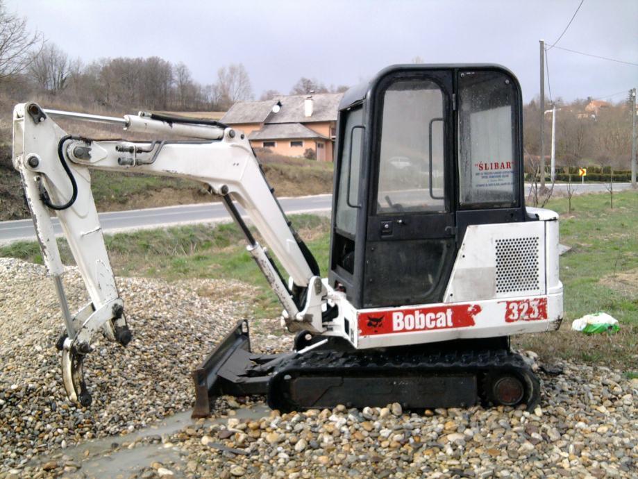 Bobcat 325