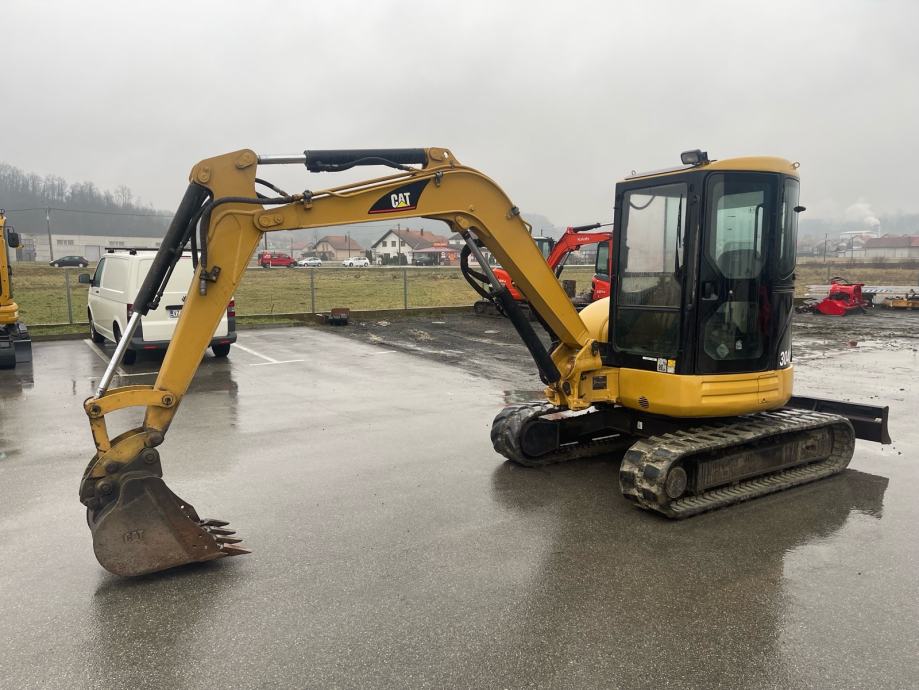 Cat 304