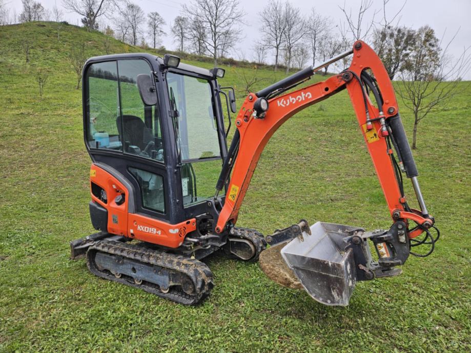 KUBOTA KX019 POWERTILT