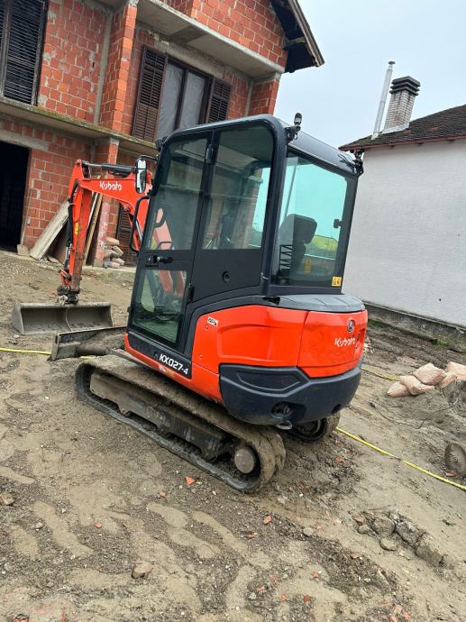 KUBOTA KX027-4