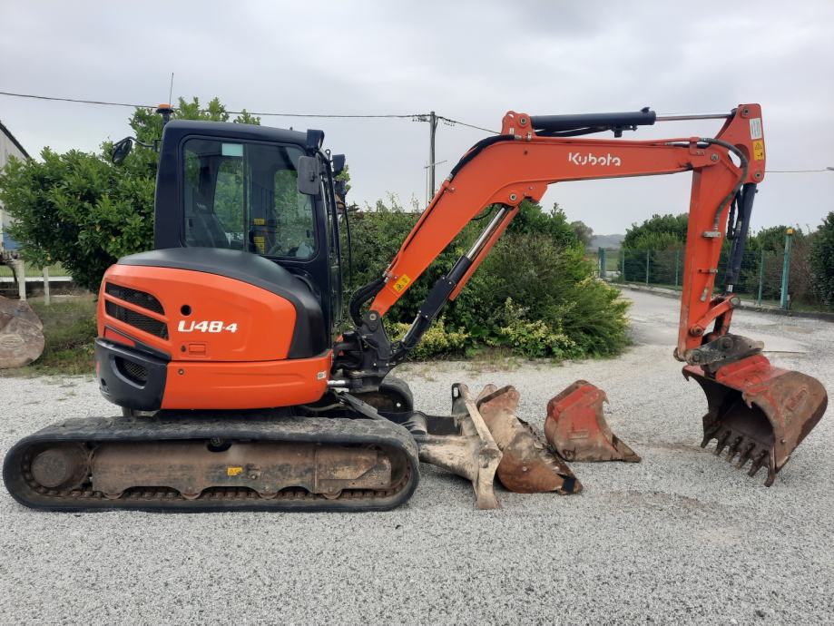 Kubota u48-4 / 4800 kg / 2019g