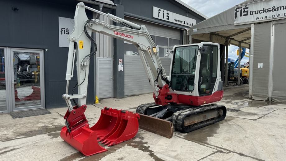 TAKEUCHI TB250 - 3X KORPA - POWERTILT