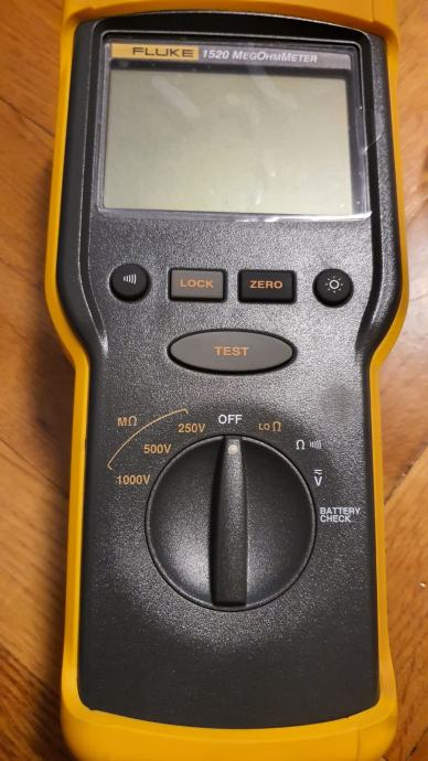 Fluke 1520 megaohm meter