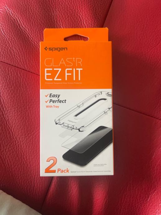 Kaljeno staklo Spigen glas tr EZ fit 2pack