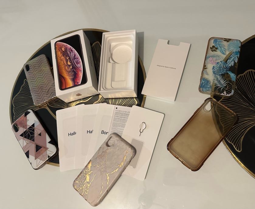 iPhone XS 64gb Gold kutija+5 maskica