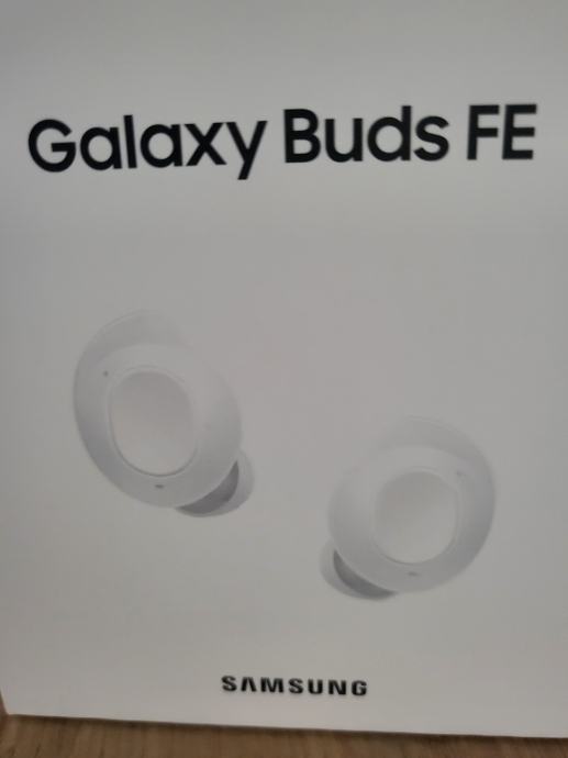 Samsung buds FE