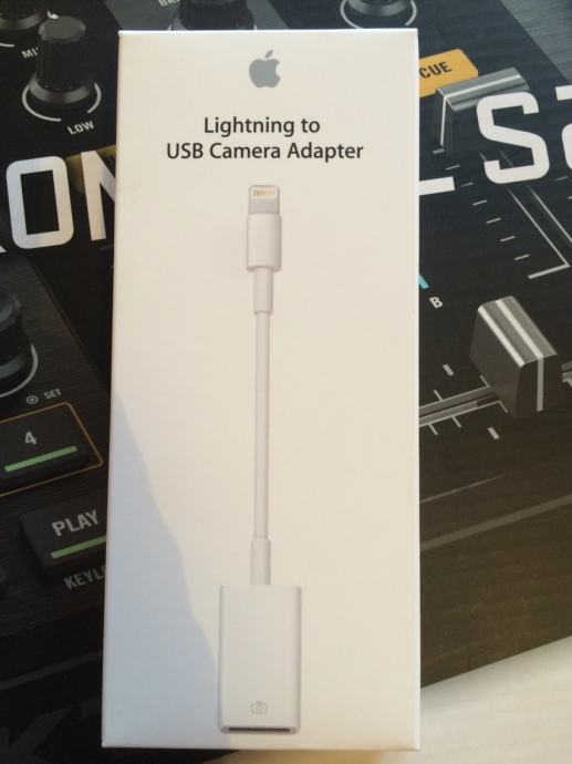 Apple Lightning to USB Camera adapter