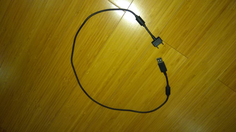 USB priključni kabel za mobitel sony