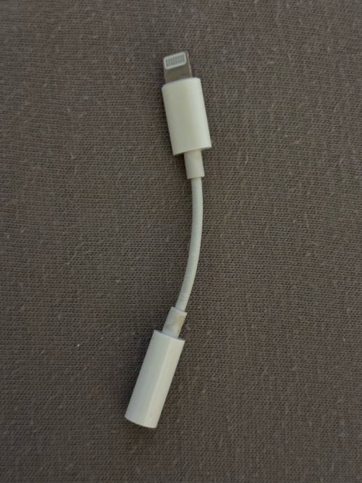 Iphone adapter za slušalice