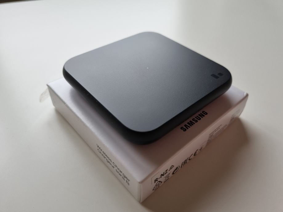 Samsung Wireless Charger EP-P1300 9W