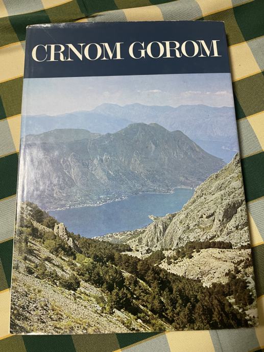 “CRNOM GOROM” Monografija