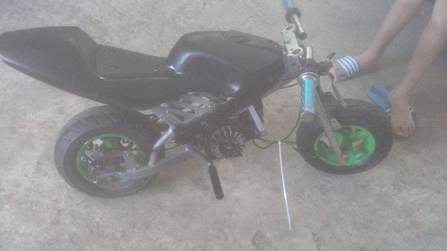 Lifan moto 49