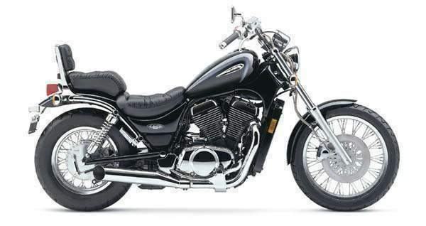 Suzuki VS 800 Intruder 1994 God. Radilica