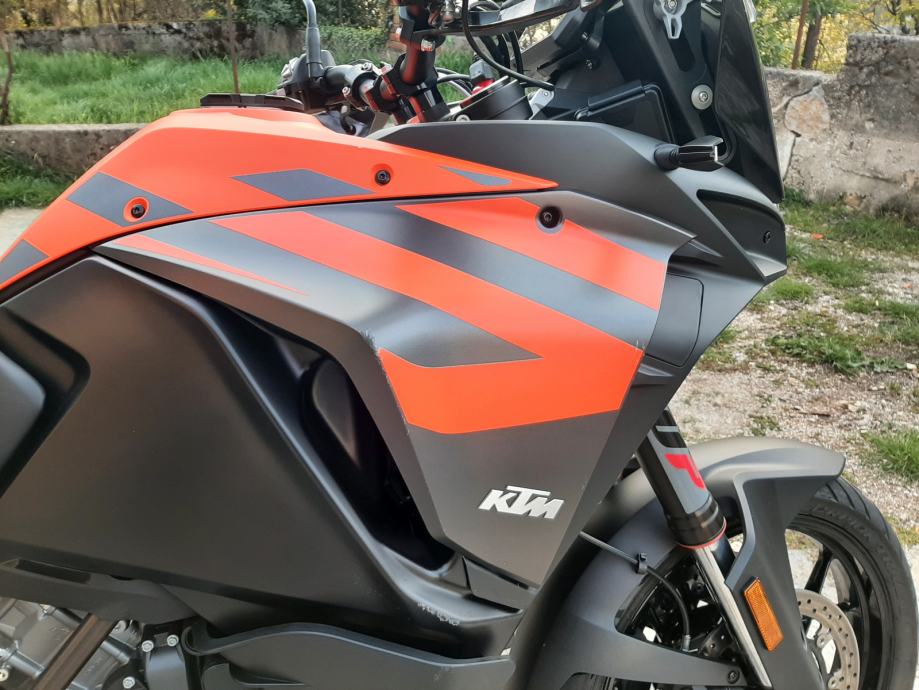 Desni Spojler Spremnika Goriva Ktm Super Adv S R G