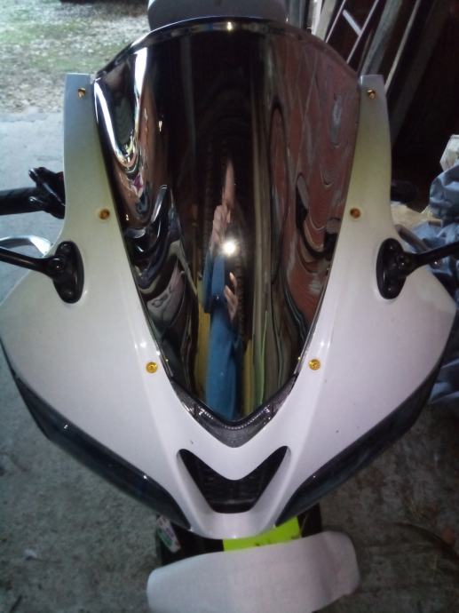 Plastika iza sata i ispod prednje maske za CBR 600 RR