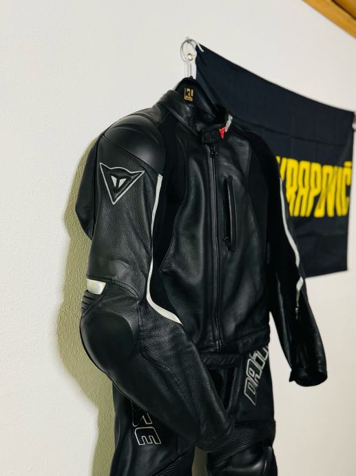 Dainese dvodijelno kožno odijelo 52