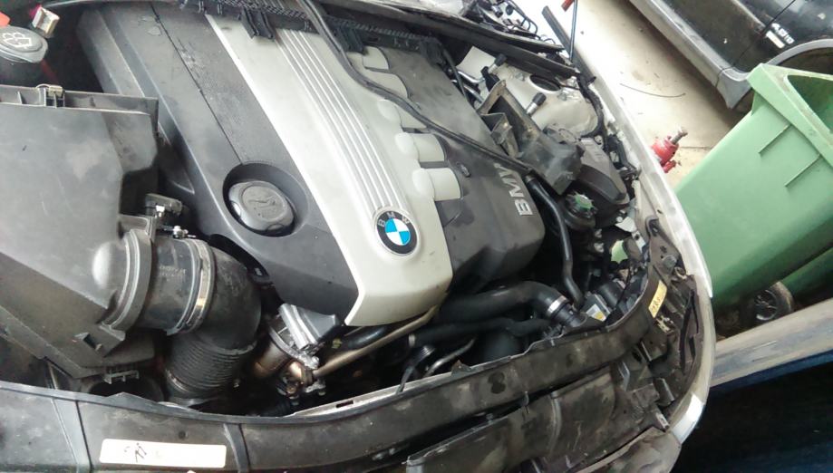 BMW 330 xd 2010 god. motor i drugi dijelovi