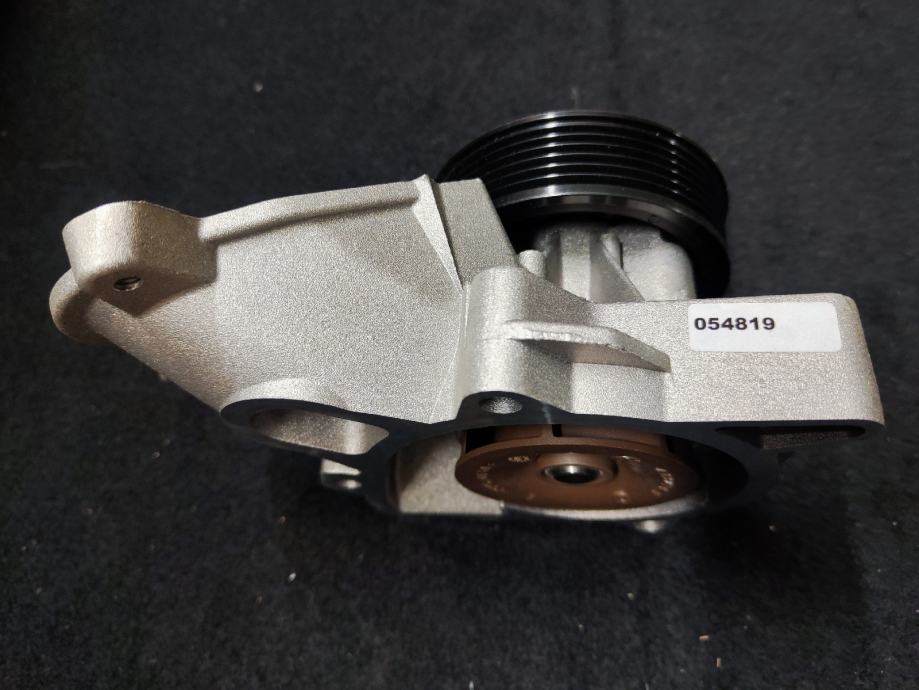 BMW VODENA PUMPA ZA E87 E90/91/92/93 E60/61 X3 X5 X6, NOVO, ORIG.