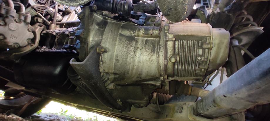 Citroen C4 1.6 HDI getriba 5 brzina 33901133