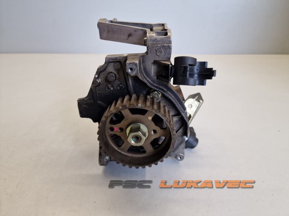 FORD VISOKOTLAČNA PUMPA GORIVA 1.6 TDCI 0445010102 3M5Q9A543DB BOSCH